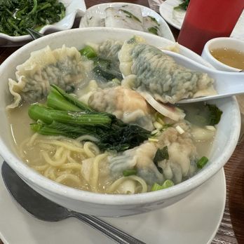 Golden Wonton King - Cantonese Near Me - Flushing, New York