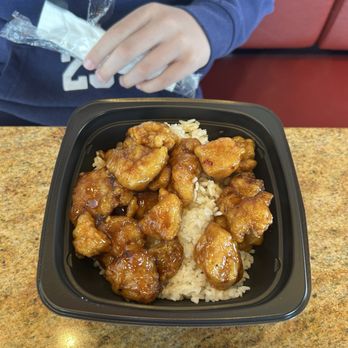 Panda Express - Bowl with orange chicken and white rice - Chinese Near Me - Racine, Wisconsin