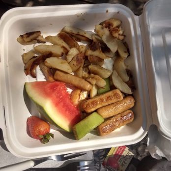 Cora's Breakfast & Lunch - Breakfast & Brunch Near Me - Ottawa, Ontario