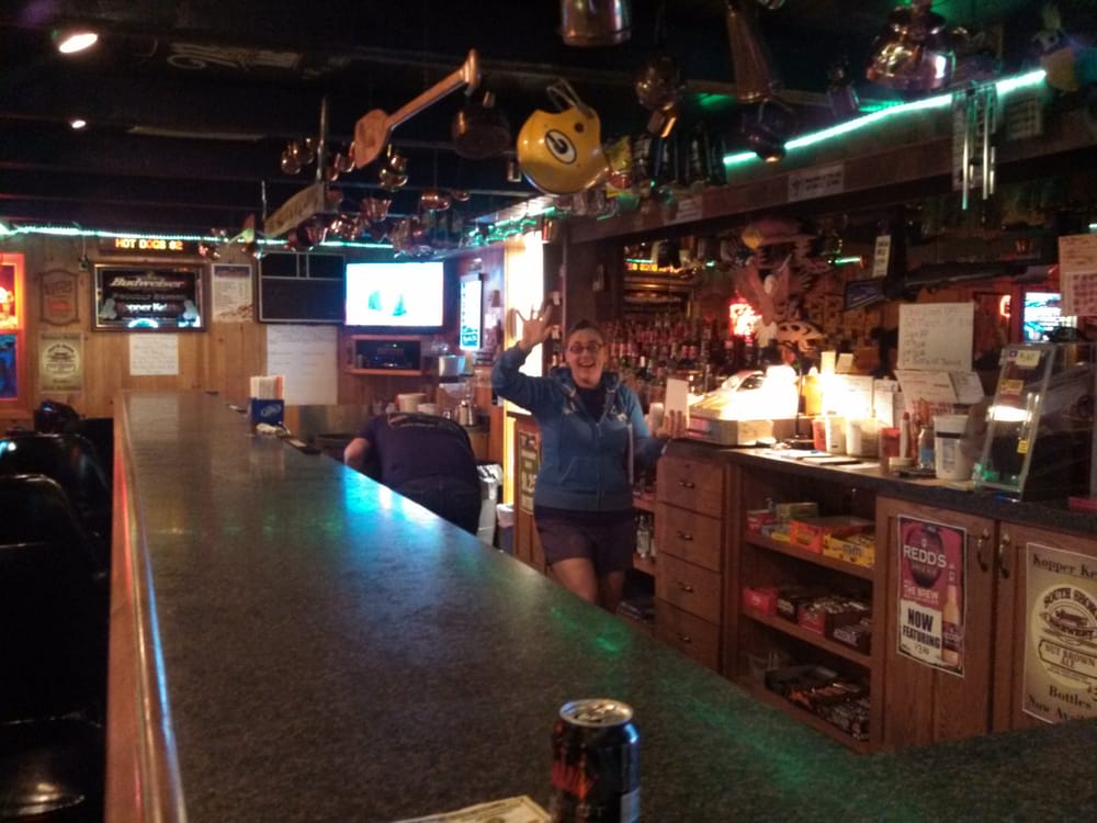 THE KETTLE BAR & GRILL Updated August 2024 6469 E County Road B