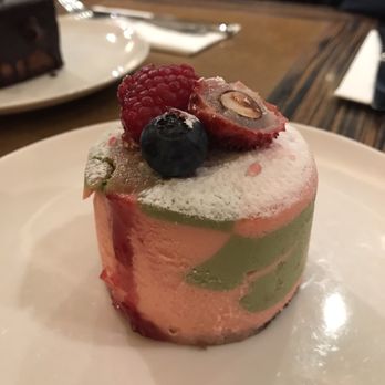 L'Eto Caffe - Green tea lychee cheese cake - Cafes Near Me - London, XGL L'Eto Caffe - Green tea lychee cheese cake - Cafes Near Me - London, XGL
