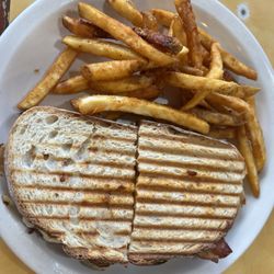Avocado Express - Chicken Chipotle Panini