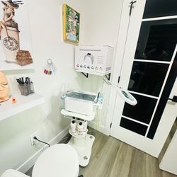 The Beauty Lounge
