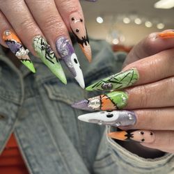Aloha Nails & Spa - Happy Halloween! These nails are not ready for the end of October and for the day to end quite yet!  Designed by: Abbie