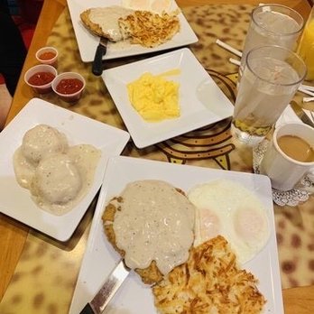 Beach Cafe - Harrah's Laughlin, NV - Beach Cafe - Chicken Fried Steak & Eggs Breakfast - Yum - Cafes Near Me - Laughlin, Nevada