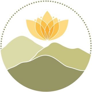 Mountain CommUnity Yoga Logo