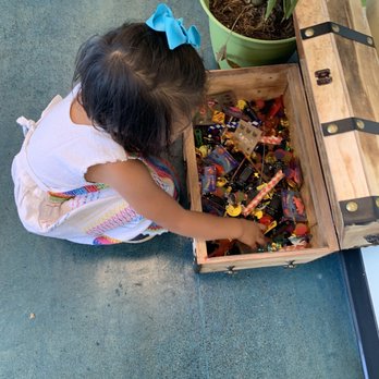 Paseo - Interior- toy chest for kids to get. - Caribbean Near Me - Issaquah, Washington Paseo - Interior- toy chest for kids to get. - Caribbean Near Me - Issaquah, Washington