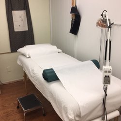 Turlock Acupuncture Treatment Center - Cubicle for session