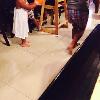 Ocean Buffet - What happen to no shirt, no shoes, no service? - Buffets Near Me - Fort Walton Beach, Florida