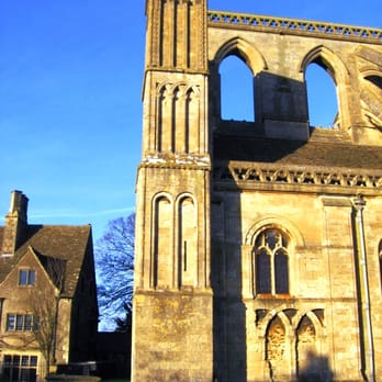 Malmesbury Abbey - South Buttress of the West End. - Churches Near Me - Malmesbury, WIL