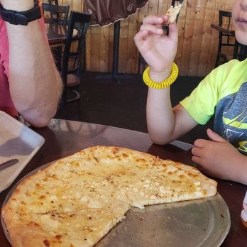 Idyllwild Pizza - Five Cheese Pizza - Pizza Near Me - Idyllwild, California Idyllwild Pizza - Five Cheese Pizza - Pizza Near Me - Idyllwild, California