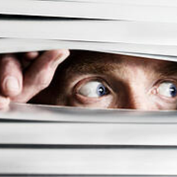 DON'T LOOK AND FOR GOD'S SAKE DON'T ANSWER THE PHONE!!! DON'T LOOK AND FOR GOD'S SAKE DON'T ANSWER THE PHONE!!!