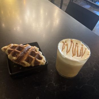 Alchemist On The Divide - Coffee & Tea Near Me - Duluth, Georgia Alchemist On The Divide - Coffee & Tea Near Me - Duluth, Georgia