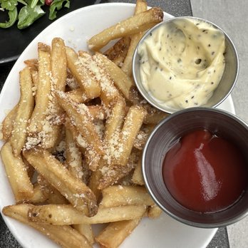 The Copper Crow - Crow Fries - New American Near Me - Horsham, Pennsylvania The Copper Crow - Crow Fries - New American Near Me - Horsham, Pennsylvania