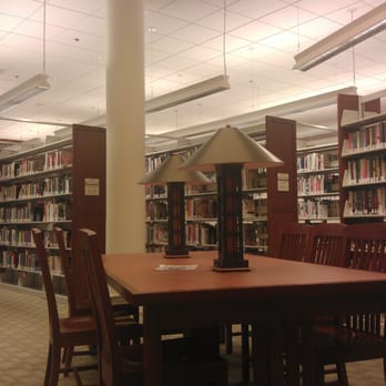 Calabasas Library - Checkin out the books - Libraries Near Me - Calabasas, California
