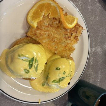 Snow City Cafe - Kodiak eggs Benedict - Breakfast & Brunch Near Me - Anchorage, Alaska Snow City Cafe - Kodiak eggs Benedict - Breakfast & Brunch Near Me - Anchorage, Alaska