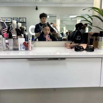Fios Beauty Studio - Brazilian highlights - Makeup Artists Near Me - Coral Gables, Florida Fios Beauty Studio - Brazilian highlights - Makeup Artists Near Me - Coral Gables, Florida