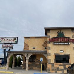 Agave Jalisco Mexican Restaurant - Outside