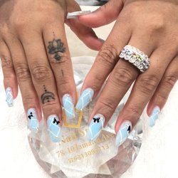 New Nail Story