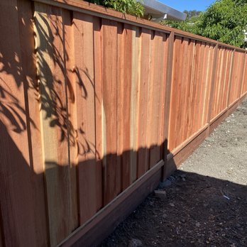 Ergeon - North Fence next to nice neighbors - Fences & Gates Near Me - Oakland, California Ergeon - North Fence next to nice neighbors - Fences & Gates Near Me - Oakland, California