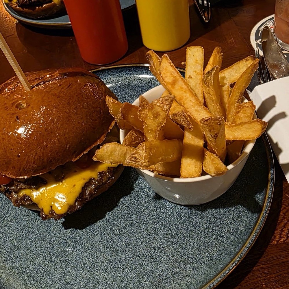 Fat Cat - Best Burger in Praha. - Czech Near Me - Praha-1, Puerto Rico