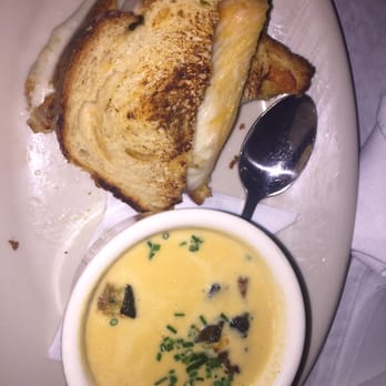 Meddlesome Moth - Grilled cheese with sweet potato and cheddar soup - Bars Near Me - Dallas, Texas Meddlesome Moth - Grilled cheese with sweet potato and cheddar soup - Bars Near Me - Dallas, Texas