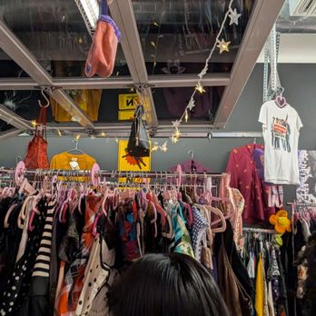 Heaven Bites Vintage - Used, Vintage & Consignment Near Me - Houston, Texas