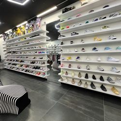 Request Boutique Charlotte