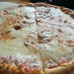 New York Pizzeria - Pizza