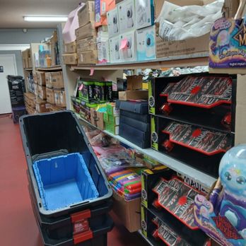Contello's Retail Crushers Liquidation - Discount Store Near Me - Hernando , Florida