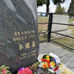 Bruce Lee and Brandon Lee Gravesite