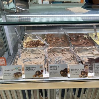 Venchi - Gelato Near Me - Santa Clara, California Venchi - Gelato Near Me - Santa Clara, California