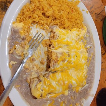 Arroyo’s Mexican Restaurant - Chicken enchilada plate - Mexican Near Me - Pottsboro, Texas Arroyo’s Mexican Restaurant - Chicken enchilada plate - Mexican Near Me - Pottsboro, Texas