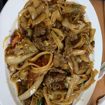Karen Thai food - Drunken noodles - Thai Near Me - Saint Paul, Minnesota Karen Thai food - Drunken noodles - Thai Near Me - Saint Paul, Minnesota