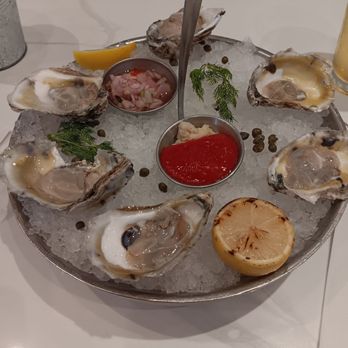 Seaside Oyster Bar - Teeny tiny tasteless oysters - Seafood Near Me - Suwanee, Georgia Seaside Oyster Bar - Teeny tiny tasteless oysters - Seafood Near Me - Suwanee, Georgia
