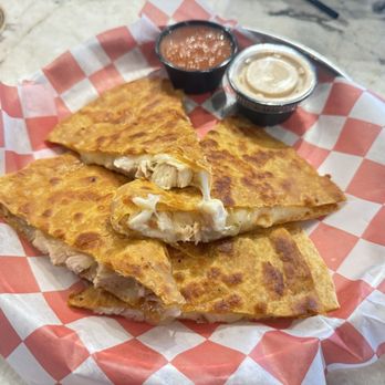 Little Woodrow's - Chicken quesadillas - Sports Bars Near Me - Frisco, Texas Little Woodrow's - Chicken quesadillas - Sports Bars Near Me - Frisco, Texas
