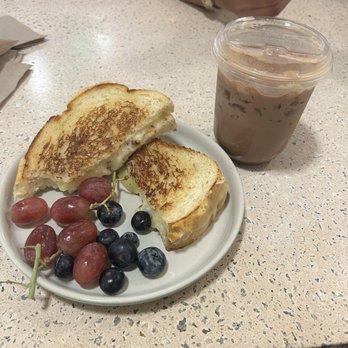 RoadRunner Coffee - grilled cheese and jced mocha - Breakfast & Brunch Near Me - Redlands, California RoadRunner Coffee - grilled cheese and jced mocha - Breakfast & Brunch Near Me - Redlands, California