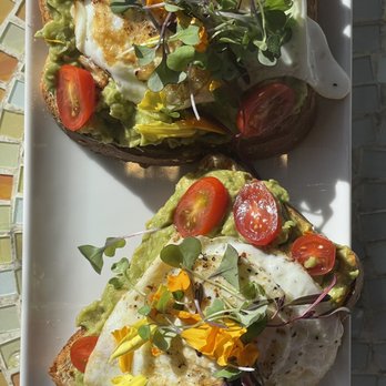 Equilibre - Avocado Toast Sandwich with Eggs - Juice Bars & Smoothies Near Me - Orlando, Florida
