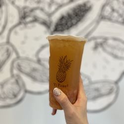YiFang Taiwan Fruit Tea - Iced Peach Grapefruit Green Tea