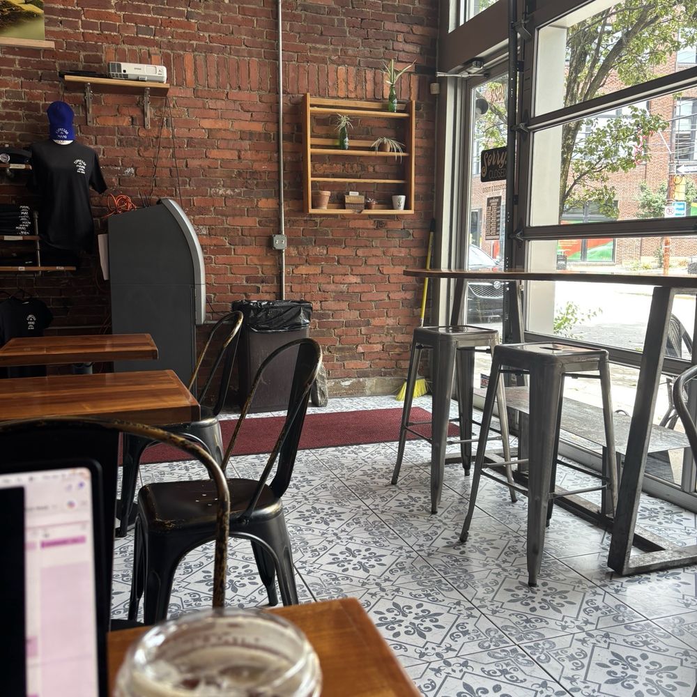 Espresso a Mano - Coffee & Tea Near Me - Pittsburgh, Pennsylvania