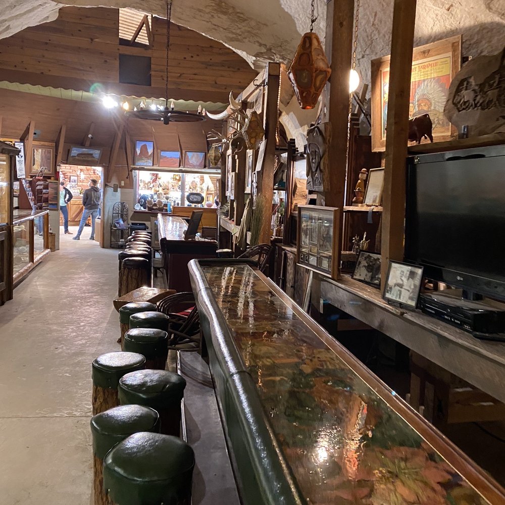 Moqui Cave - Bar - Museums Near Me - Kanab, Utah Moqui Cave - Bar - Museums Near Me - Kanab, Utah
