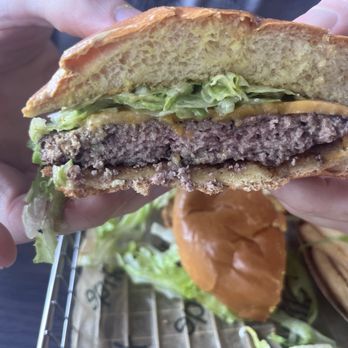 Epik Burger - Cheeseburger cooked as ordered-fantastic - Burgers Near Me - Saint Johns, Florida