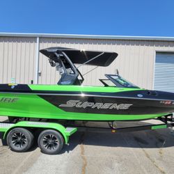 H2O Craft Rentals & Repair - Supreme S238 Surf Boat Rental