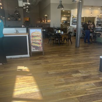 First Watch - Inside - Breakfast & Brunch Near Me - Aberdeen, North Carolina