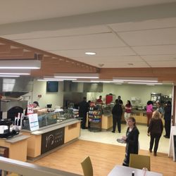 Tenth Street Cafe - Surprising hidden spot upstairs in the Niagara Falls Memorial Medical Center has pizza made on site, salads, sandwiches, and stir fries.