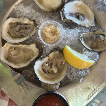 Conchy Joe's - Oysters - Seafood Near Me - Jensen Beach, Florida