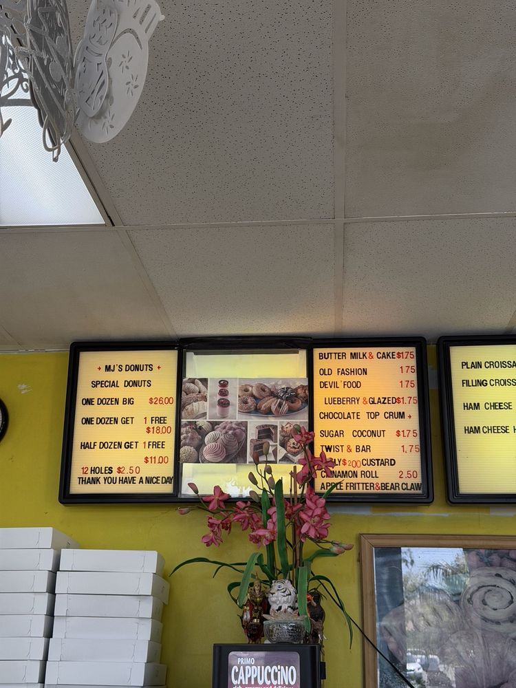 M J's Donuts