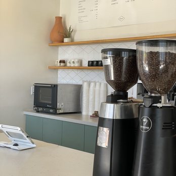 Neat Coffee - Inside - Coffee & Tea Near Me - Costa Mesa, California Neat Coffee - Inside - Coffee & Tea Near Me - Costa Mesa, California