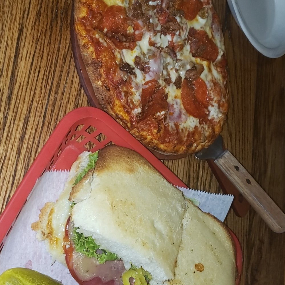 PapaLeno's - Italian sandwich and Meats N' Meats pizza - Pizza Near Me - Berea, Kentucky PapaLeno's - Italian sandwich and Meats N' Meats pizza - Pizza Near Me - Berea, Kentucky