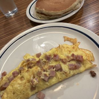 IHOP - Ham and cheese omelette - Breakfast & Brunch Near Me - Northridge, California